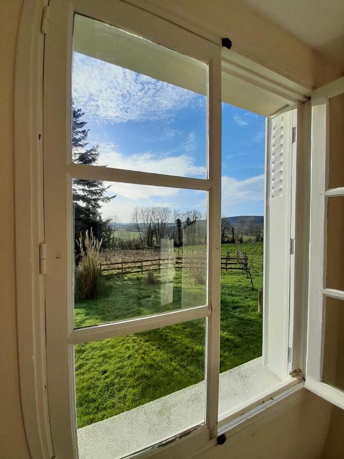Gite Cottage Chaleureux En Pleine Campagne Vue Sur Les Monts Et Forets Et Le Chateau De Carrouges Екстер'єр фото